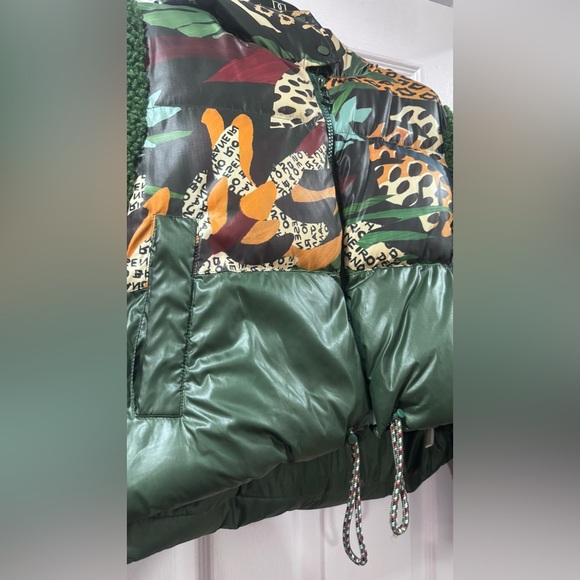 FARM Rio Green and Animal Print Puffer Jacket - Picture 3 of 8